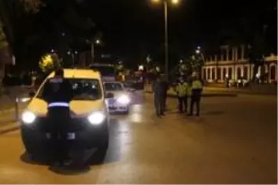 Kısıtlamanın ilk saatlerinde kurallara uymayanlar cezadan kaçamadı