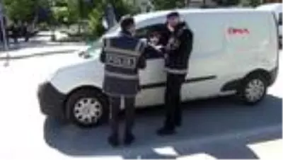 Kütahya'da sokağa çıkma yasağı, mobese kameralarıyla takip ediliyor Kütahya'da sokağa çıkma yasağı, mobese kameralarıyla takip ediliyor