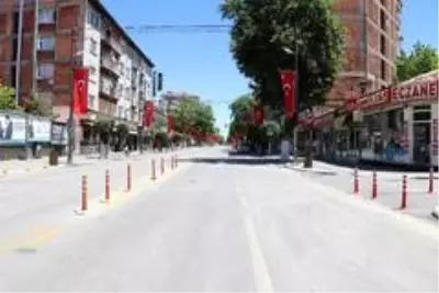 Malatya'da sokaklar boş kaldı Malatya'da sokaklar boş kaldı