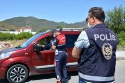 Muğla'da jandarma ve polis ekiplerinden ortak denetim Muğla'da jandarma ve polis ekiplerinden ortak denetim