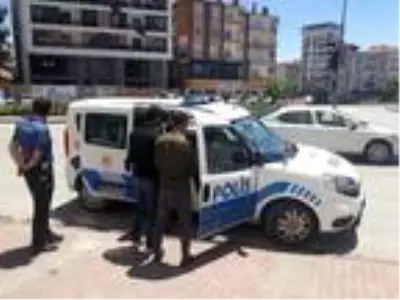 Niğde'de otomobille gezmeye çıkan 2 kişiye para cezası kesildi