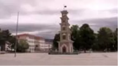 Ramazan Bayramı'nı kapsayan sokağa çıkma kısıtlamasına uyuluyor Ramazan Bayramı'nı kapsayan sokağa çıkma kısıtlamasına uyuluyor