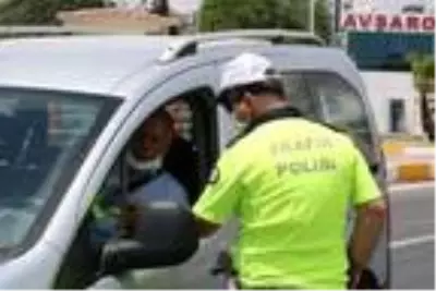 Şanlıurfa'da yasak sonrası cadde ve sokaklar boş kaldı