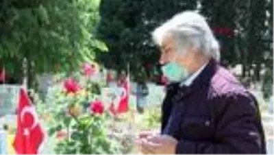 ŞEHİT AİLELERİ RAMAZAN BAYRAMI ÖNCESİ EDİRNEKAPI ŞEHİTLİĞİ’NE GİTTİ