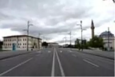 Sivas'ta hava sıcaklığı bir günde 17 derece düştü Sivas'ta hava sıcaklığı bir günde 17 derece düştü