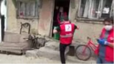 Sokağa çıkamayanların ekmekleri Kızılay'dan Sokağa çıkamayanların ekmekleri Kızılay'dan