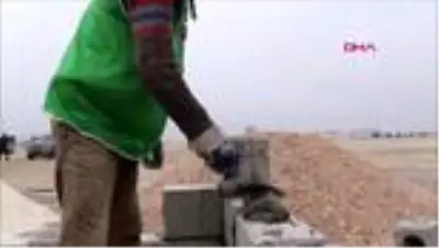 Suriye'deki briket ev hedefi 20 bine çıkarıldı Suriye'deki briket ev hedefi 20 bine çıkarıldı