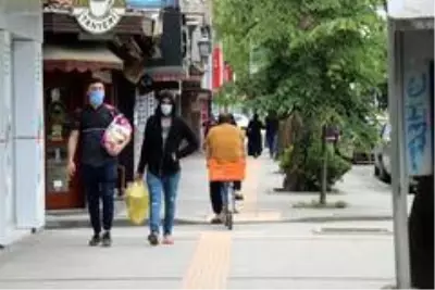Tarihin en sessiz arife günü yaşanıyor Tarihin en sessiz arife günü yaşanıyor