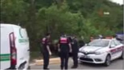 Trabzon’da feci kaza...Direğe çarpan araçta bulunan 3 kişi yanarak can verdi
