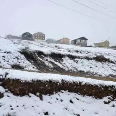 Trabzon’un yaylalarında mayıs ayında kar sürprizi