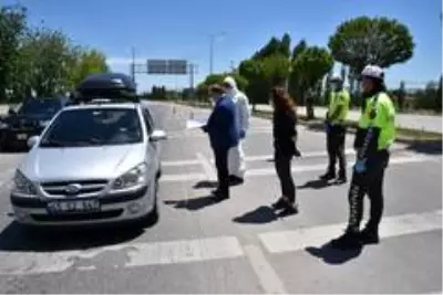 Vali Tutulmaz korona virüs tedbirlerini yerinde denetledi Vali Tutulmaz korona virüs tedbirlerini yerinde denetledi
