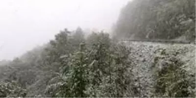 Yaralıgöz Dağı'nda Mayıs ayında kar sürprizi Yaralıgöz Dağı'nda Mayıs ayında kar sürprizi