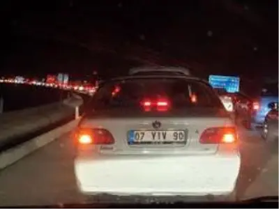 Yasağa trafik kuyruğunda yakalandılar Yasağa trafik kuyruğunda yakalandılar