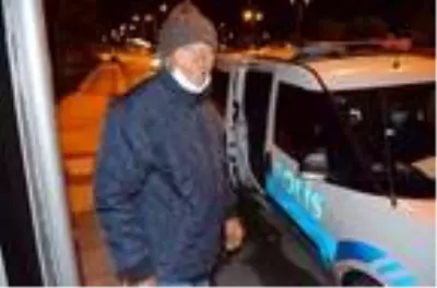 Yasak nedeniyle araç bulamayanları evlerine polis götürdü