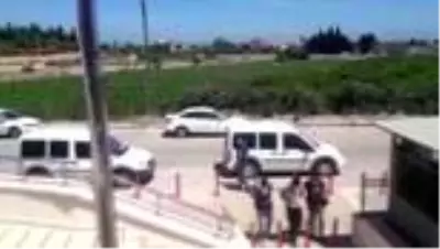 Yaşlı kadının telefonla üçüncü kez dolandırılmasına polis engel oldu