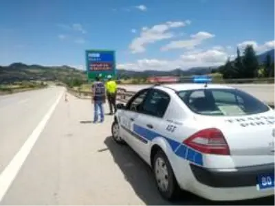 Yollar boşaldı, polisler sakin bir nöbet günü geçirdi