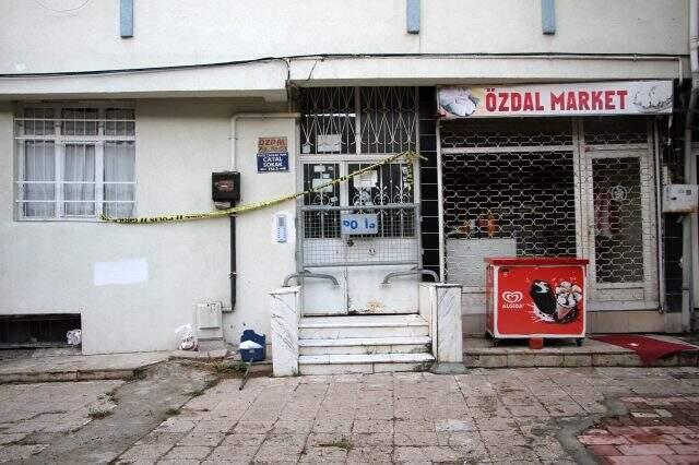 20 gün sonra vaka görülen Elazığ'da karantinaya alınan bina 4'e yükseldi 20 gün sonra vaka görülen Elazığ'da karantinaya alınan bina 4'e yükseldi