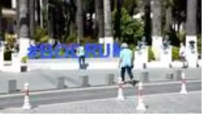 65 yaş ve üzerindekiler bayramda güneşli havanın keyfini çıkardı