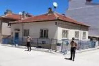 Afganistan uyruklu aileye koronavirüs karantinası