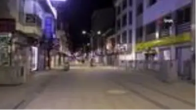 Ağrı'da caddeler ve sokaklar boş kaldı Ağrı'da caddeler ve sokaklar boş kaldı