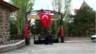 AĞRI Şehit annesi unutulmadı