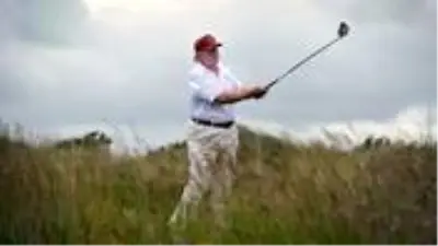 Trump'ın golf keyfine, ABD'de 100 bine yakın can alan koronavirüs salgını da engel olamadı Trump'ın golf keyfine, ABD'de 100 bine yakın can alan koronavirüs salgını da engel olamadı