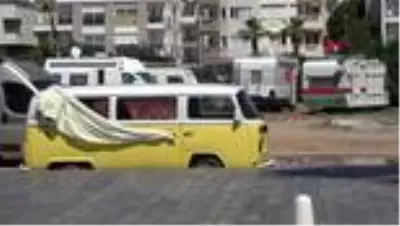 ANTALYA-Karavancıların kahvaltılı, şeker ikramlı bayram sabahı