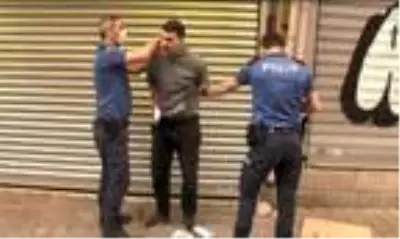 Beyoğlu'nda bayram günü yaşlı adama gasp Beyoğlu'nda bayram günü yaşlı adama gasp