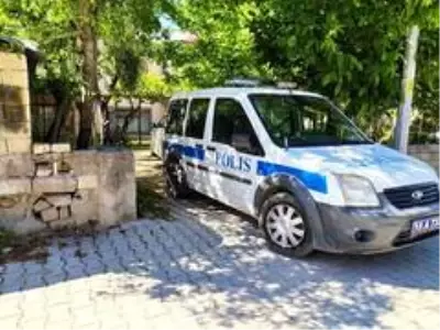 Bucak'ta Covid-19 testi pozitif çıkan kişinin evi karantina altına alındı