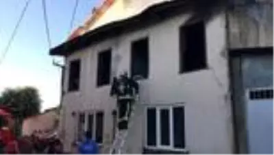 Bursa’da çıkan yangında ev kullanılamaz hale geldi