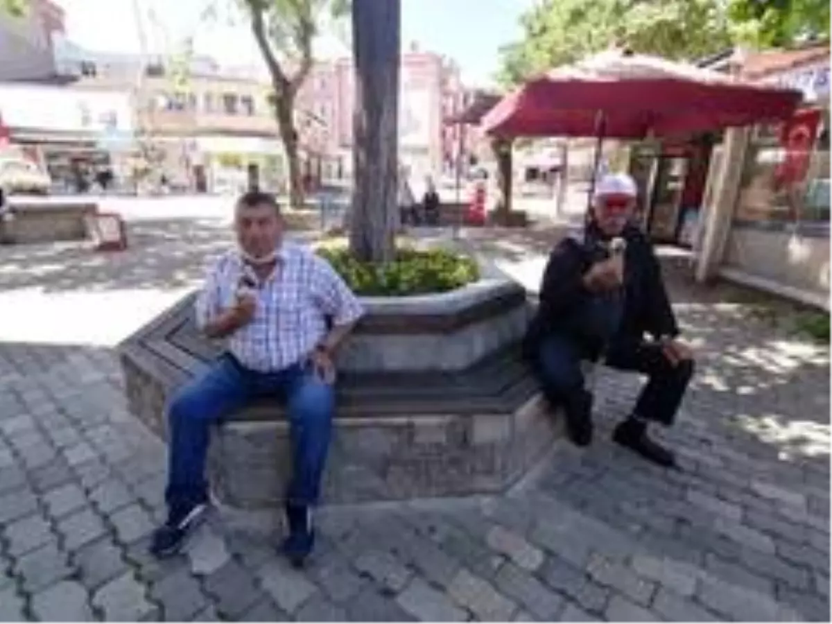 Çocuklar gibi eğlendiler