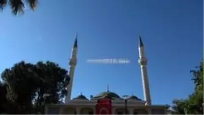 Denizli'de bayramda boş kalan camilerde tekbir sesleri yükseldi Denizli'de bayramda boş kalan camilerde tekbir sesleri yükseldi