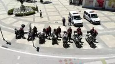 Denizli'de motosikletli Yunus Timleri halkın bayramını böyle kutladı