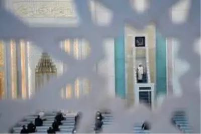 Diyanet İşleri Başkanı Erbaş'tan bayram hutbesi Diyanet İşleri Başkanı Erbaş'tan bayram hutbesi