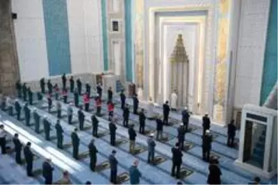 Diyanet İşleri Başkanı Erbaş'tan bayram hutbesi Diyanet İşleri Başkanı Erbaş'tan bayram hutbesi