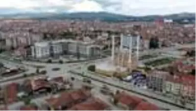 Dünyanın merkezinde tarihi sessizlik