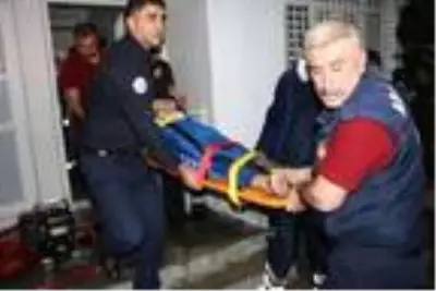 Güneş enerji sistemini tamir ederken havalandırma boşluğuna düştü