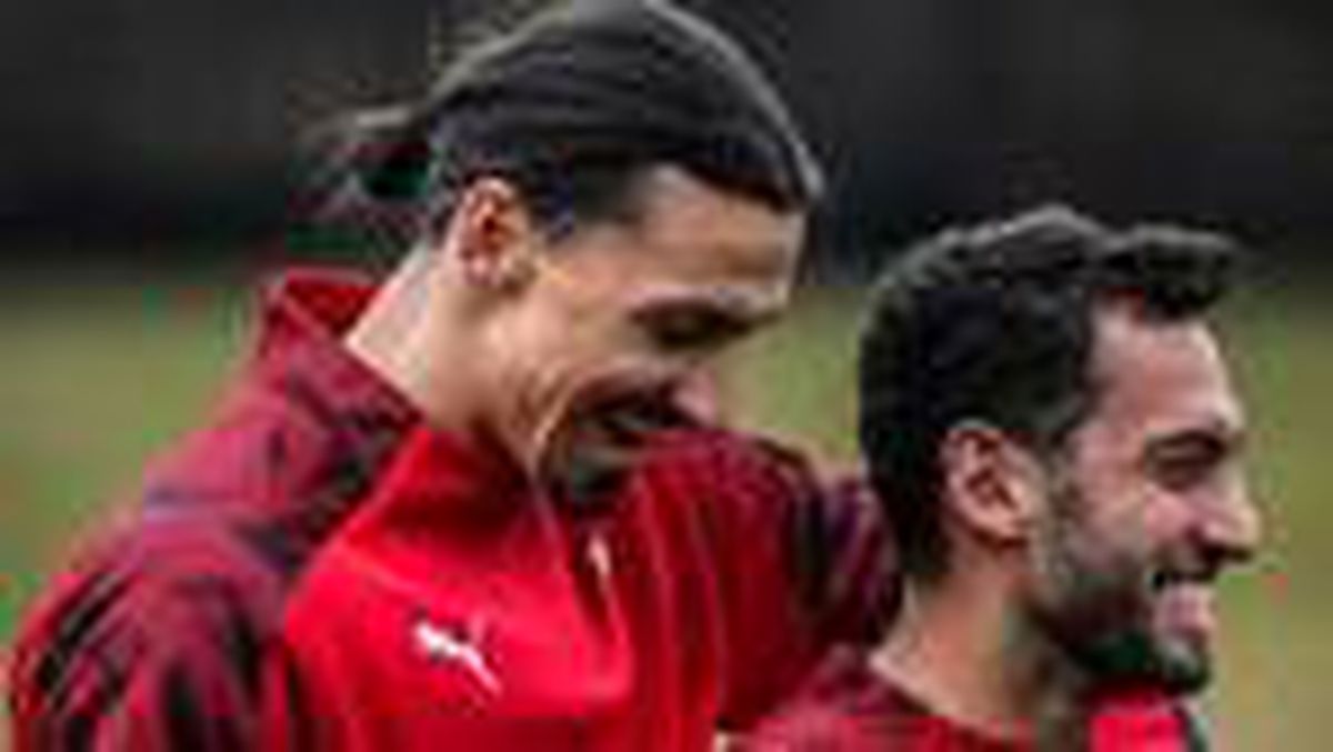Hakan Çalhanoğlu açıkladı: 'Ibrahimovic'in Türkiye'de tuttuğu bir takım var'