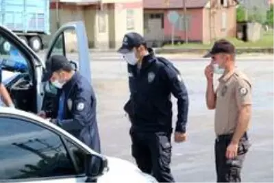 Kaçtılar ama polis yakaladı, 13 bin 800 TL ceza kesti
