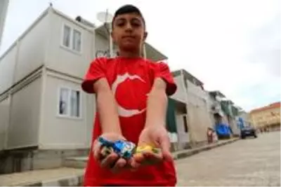 Konteyner kentlerde çocukların bayram sevinci