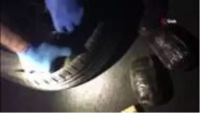 Otomobilin yedek lastiği içinden uyuşturucu çıktı