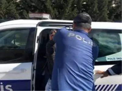 Kısıtlama gününde araç kullanan alkollü taciz şüphelisi, kaza yapınca yakayı ele verdi Kısıtlama gününde araç kullanan alkollü taciz şüphelisi, kaza yapınca yakayı ele verdi