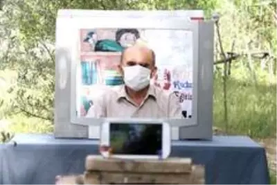 (Özel) Kurduğu sistemle televizyon yayını yaptı, izleyenleri güldürdü