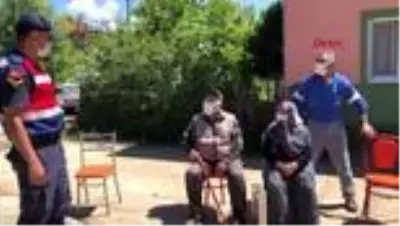 SAKARYA Bayramda şehit oğullarının mezarını ziyaret ettiler