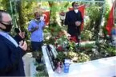 Şehit yakınlarından şehitliğe buruk ziyaret