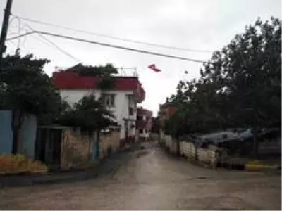 Yavuzeli'nde şiddetli rüzgar ve yağış