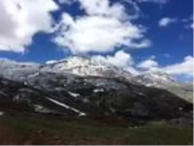 Antalya'nın Göktepe Yaylası'nda mayıs karı