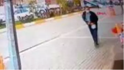 ARDAHAN Doğu'da fırtına ağaçları, direkleri devirdi, çatıları uçurdu ARDAHAN Doğu'da fırtına ağaçları, direkleri devirdi, çatıları uçurdu