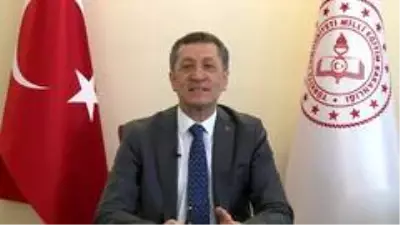 Bakan Selçuk'tan 'Fidandan Çınara' projesine destek