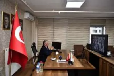 Başkan Büyükkılıç'tan video konferans ile bayramlaşma